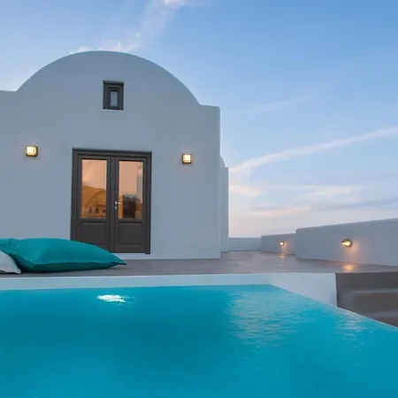 Villa Pori Blanca: Luxury Santorini Retreat With Private Pool And Sea Views