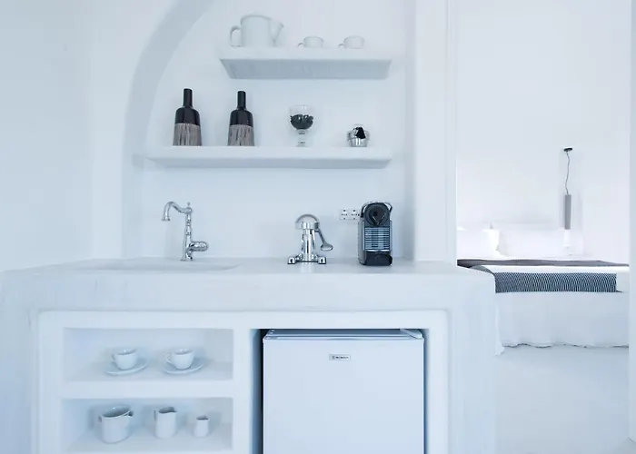 Luxury Santorini Pori Blanca Master Private Pool Villa Foinikiá